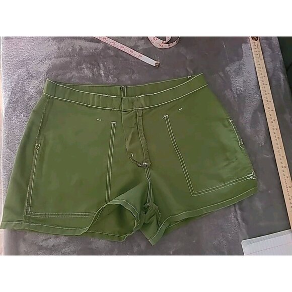 Chazz Vintage 90s Women High Waisted Olive Green Short Sz 9 Made USA 100% Nylon - Picture 13 of 15